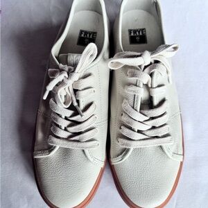 Frye Ivory Leather Sneakers, NWOT, 8.5